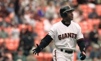 Feds End Prosecution of Barry Bonds Without Conviction