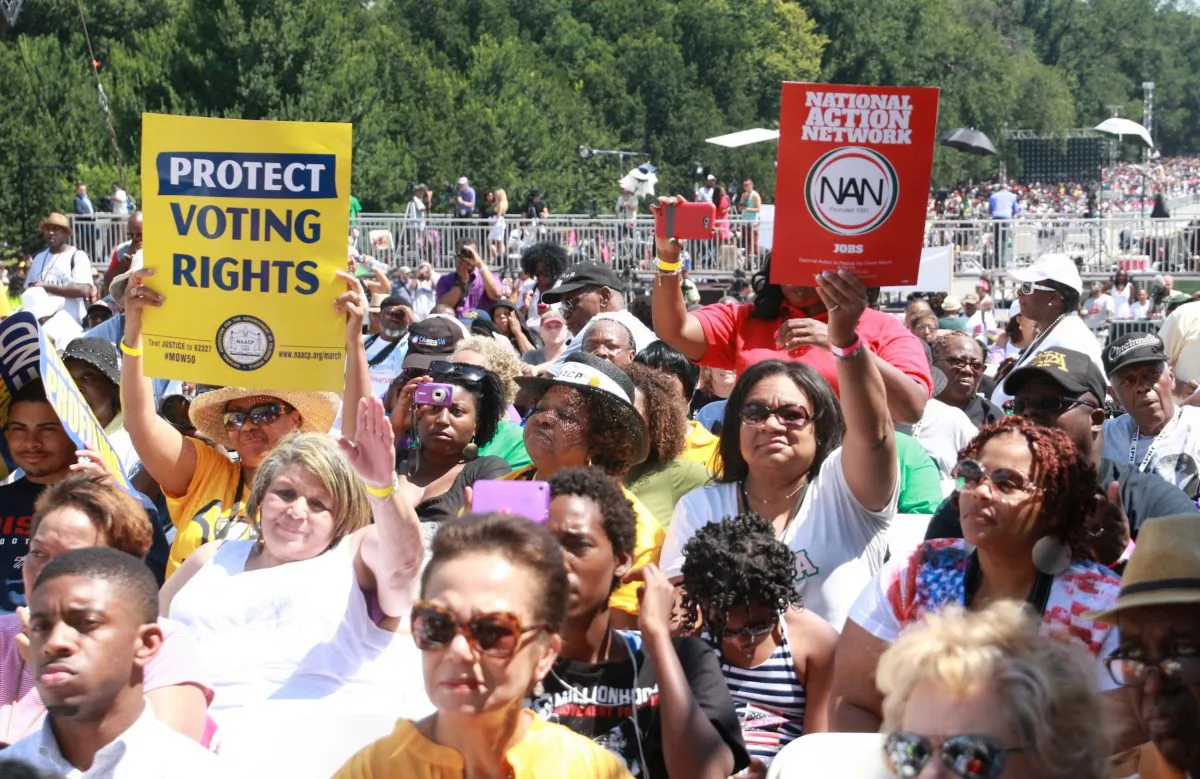 Tens of thousands converged on the Lincoln Memorial on Saturday. Aug. 24, to honor and remember the 1963 March on Washington where Dr. Martin Luther King Jr. gave his iconic “I Have a Dream” speech. (Lisa Fan/Epoch TImes)