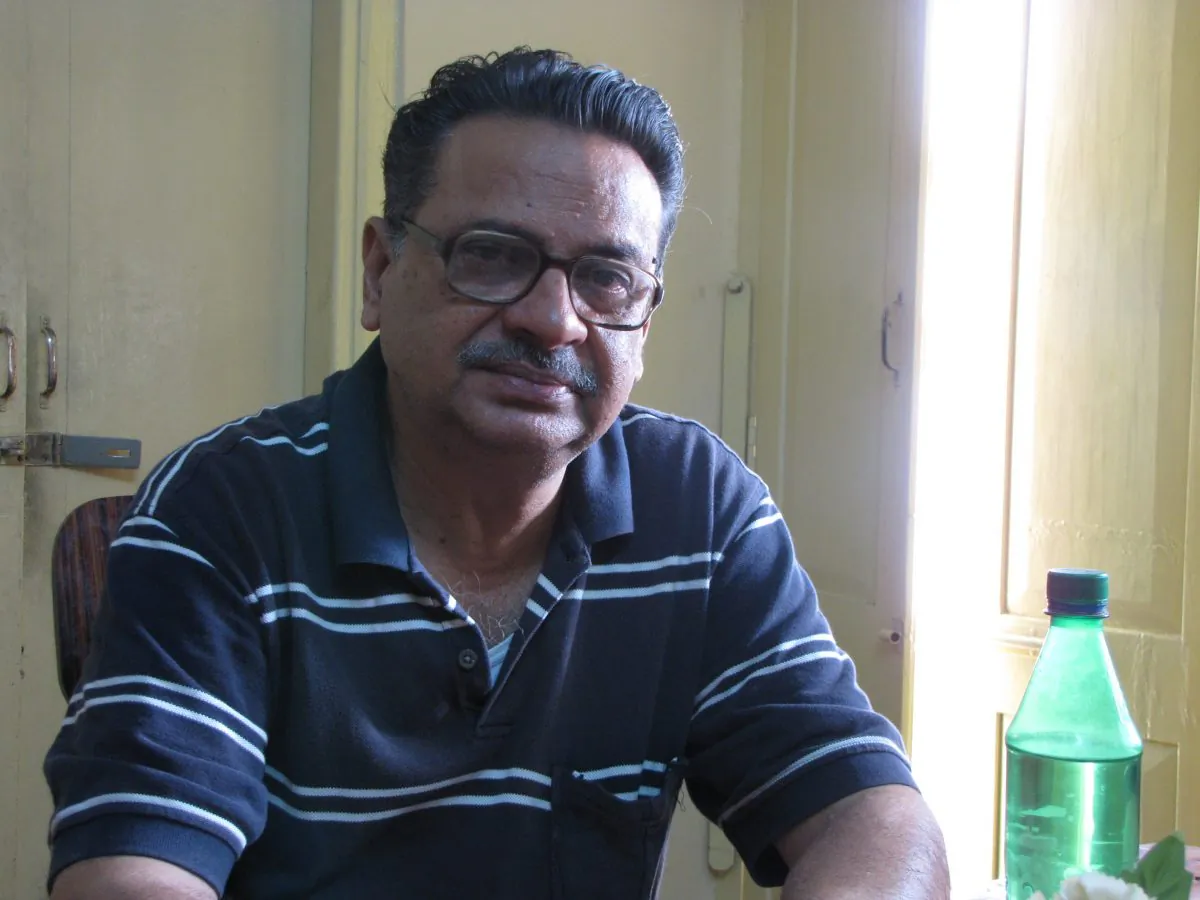 A. Jayram, 63, Veteran Journalist, Bangalore: Chinese can't take a walk inside the Indian territory; foreigners are welcome but with valid documents. They are doing this to browbeat us. They want to establish their hegemony over the whole sub-continent and the south China sea. But more worrisome is the invasion by the Chinese goods into the Indian market than the intrusion by the soldiers into the Indian borders. This has got to such an extent that India is importing 'Made in China' Ganesha  idols. (EPOCH TIMES)
