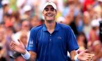 John Isner Past Juan Del Potro, On to Cincinnati Finals