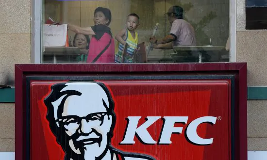American Restaurant in China Spreads Propaganda Through Communist Hero