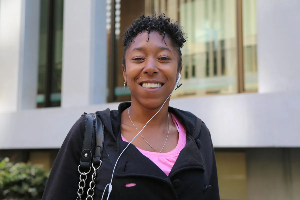 Kisha Thomas, 27, receptionist, Berkeley: “Yes, I would, because we’ve got this global warming going on. It’s really happening. We don’t think it’s happening—people don’t believe it’s happening. So, I would pay the five dollars more. It wouldn’t be a problem.” (Christian Watjen/Epoch Times)