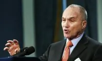 NYPD’s Kelly Says He Won’t Back Down on Stop-and-Frisk