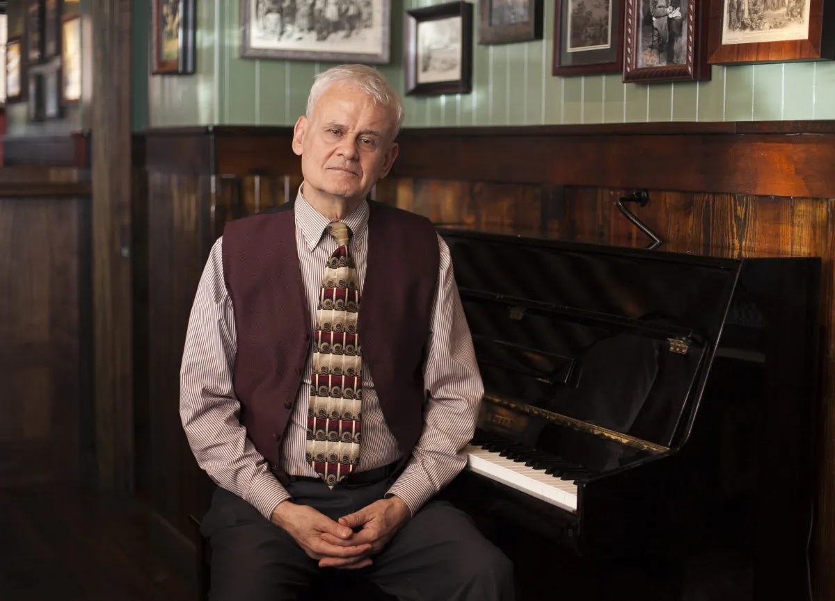 Terry Waldo, Eubie Blake's protégé, at The Dead Rabbit in the Manhattan borough of New York City on Aug 12, 2013. Waldo has continued playing ragtime after Blake's death in 1983, still performing seven days a week at several venues in the city. (Samira Bouaou/Epoch Times Staff) 