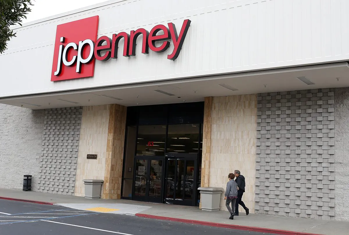 Customers walk into a JCPenney store in Daly City, Calif. on Feb. 28 2013. (Justin Sullivan/Getty Images)