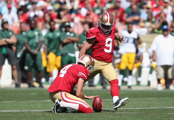 49ers' Phil Dawson attempts rare free kick against Rams, misses