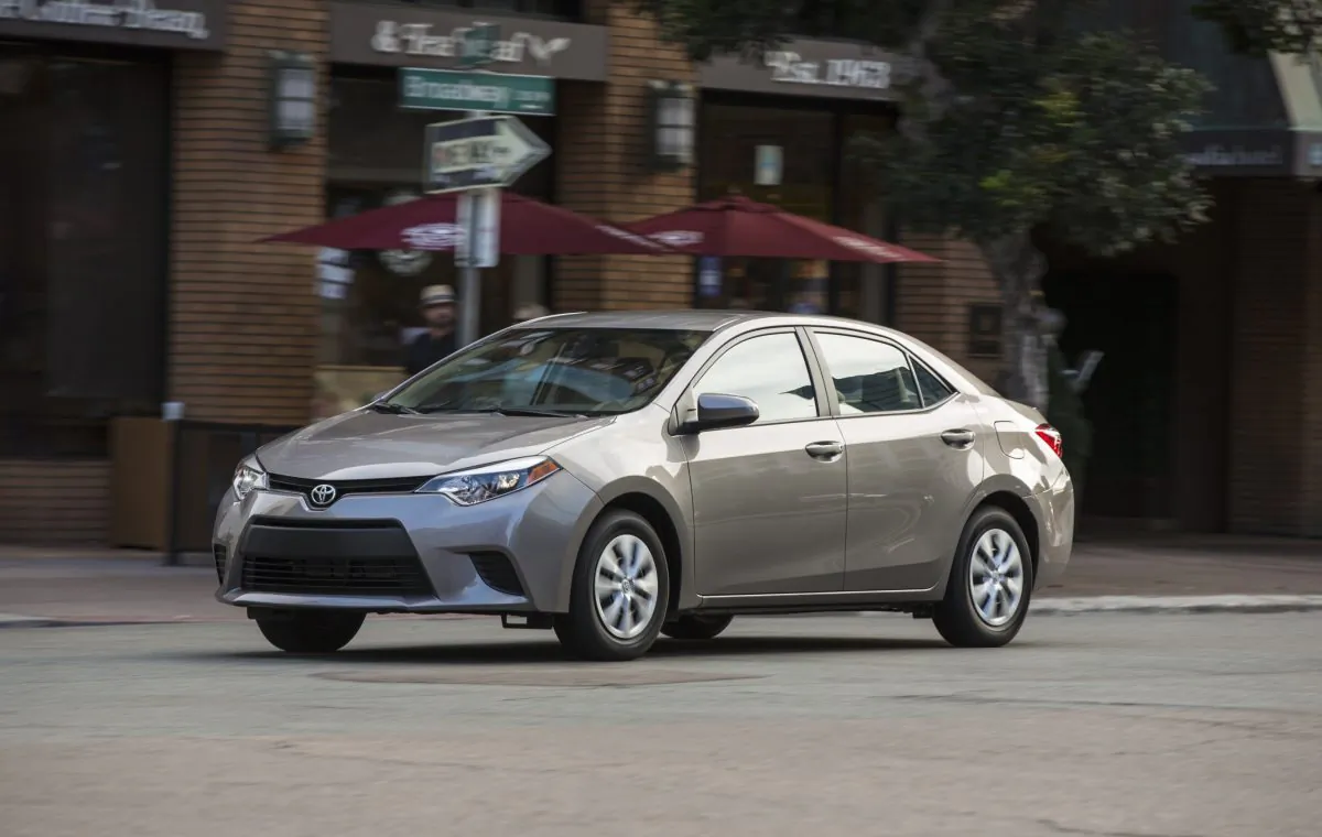 2014 Toyota Corolla LE ECO (Courtesy of Toyota)