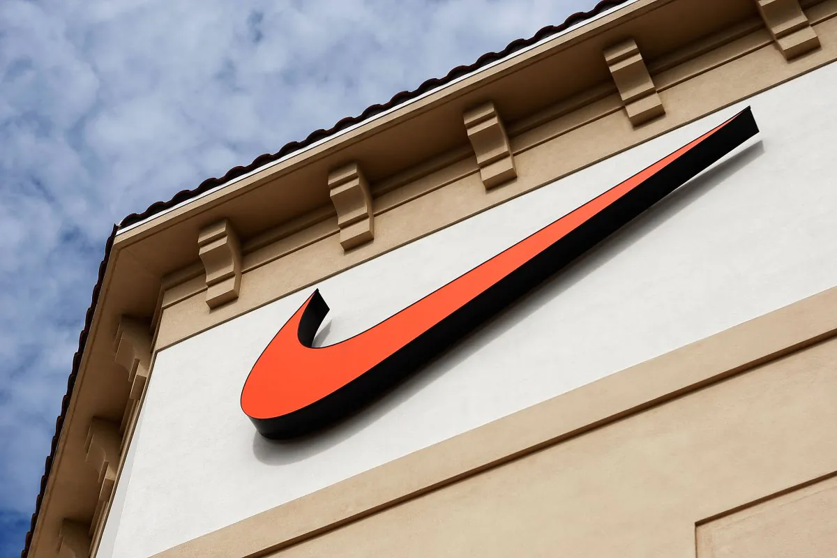 The 'Swoosh' logo on a Nike factory store, in Orlando, Florida, on Dec. 12, 2009. (Getty Images)