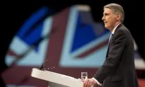 Foreign Secretary: UK Helping Saudi-Led Yemen Campaign