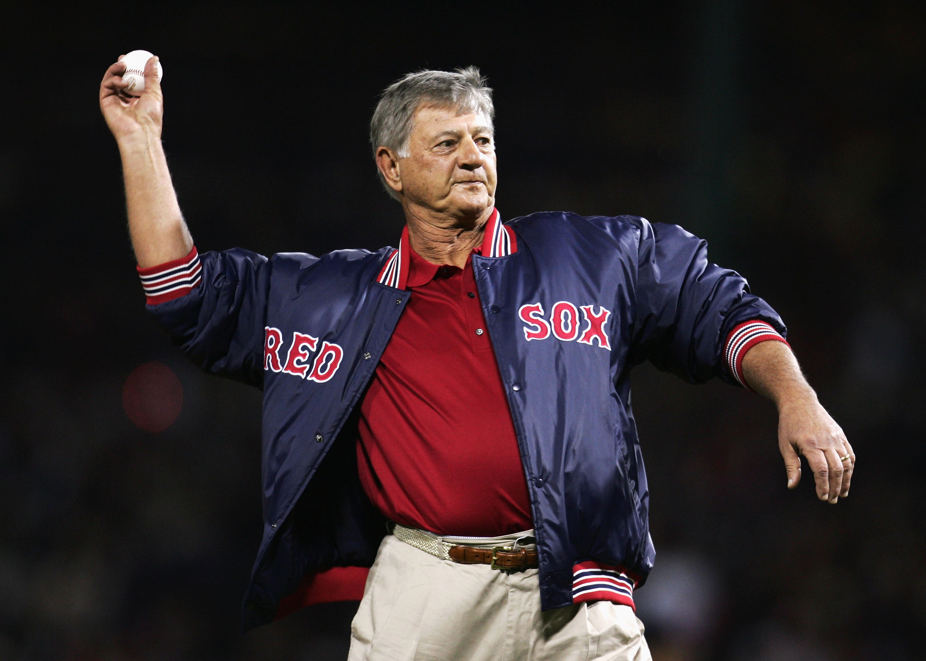 Red Sox Memories: Fans wave goodbye to Carl Yastrzemski on Yaz Day