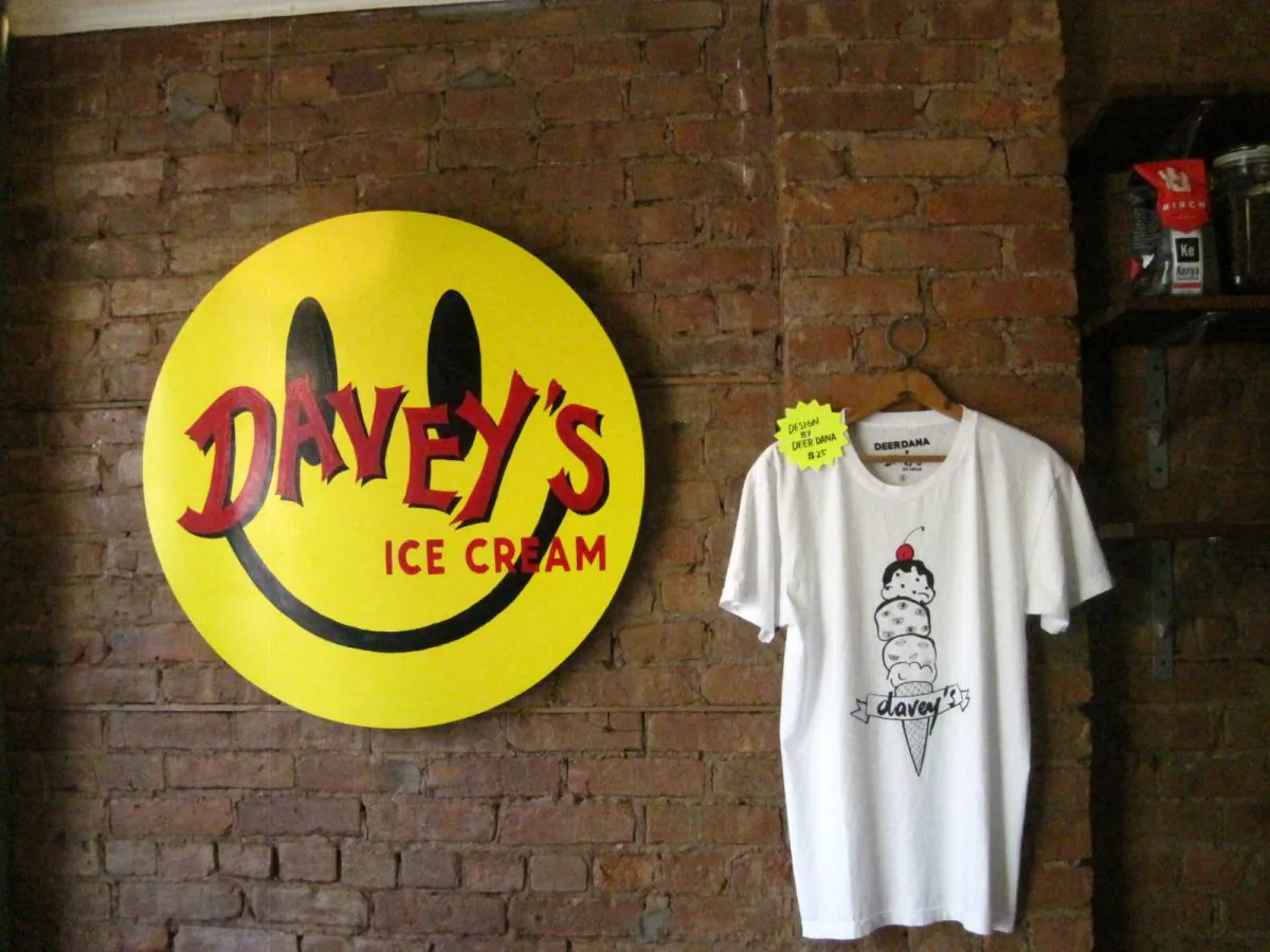 The interior of Davey's Ice Cream, a homemade ice cream shop in the East Village. The owner, David Yoo, was a former graphic designer. (Amelia Pang/Epoch Times)