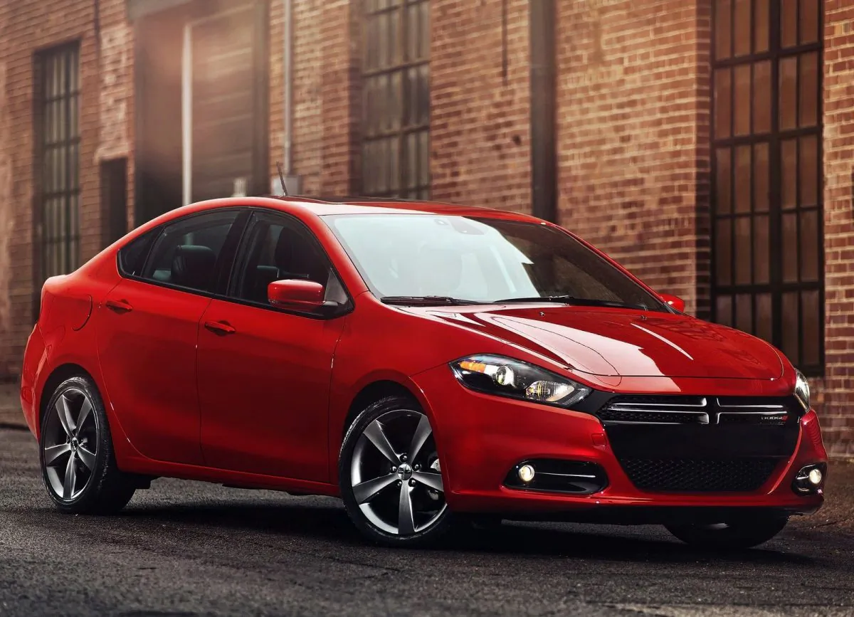 2013 Dodge Dart (Courtesy of NetCarShow.com)