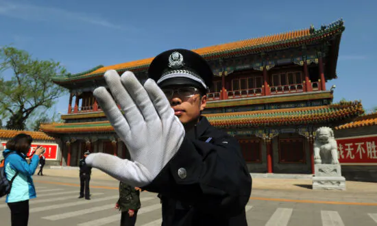 Chinese Regime Releases Photo of Official at Center of Defection Rumors Purportedly Attending Meeting in Beijing