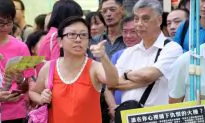 Hong Kong Teacher Receives Death Threat for Row With Police