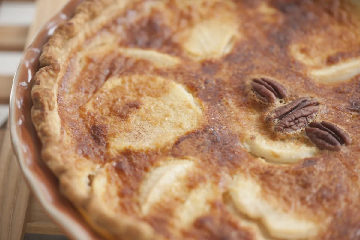Pear Custard Pie (Cat Rooney/Epoch Times)
