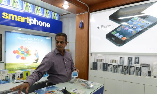 Apple Expanding Big in India