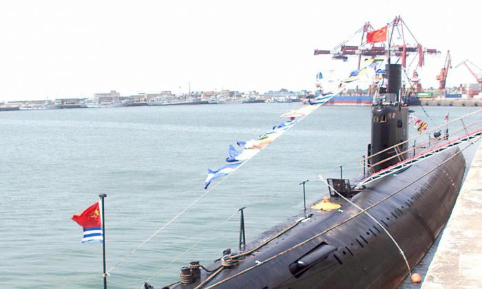 A file photo shows a Russian Kilo-class conventional submarine belonging to the Chinese People's Liberation Army (PLA) Navy at the naval headquarters of the China North Sea Fleet in the eastern Chinese port city of Qingdao on Aug. 2, 2000. The Chinese military may have made significant progress on its new submarine fleet, given recent media reports. (Goh Chai Hin/AFP/Getty Images)