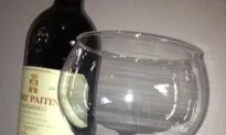 How Much Wine do You Pour into a Glass? You Will be Surprised!