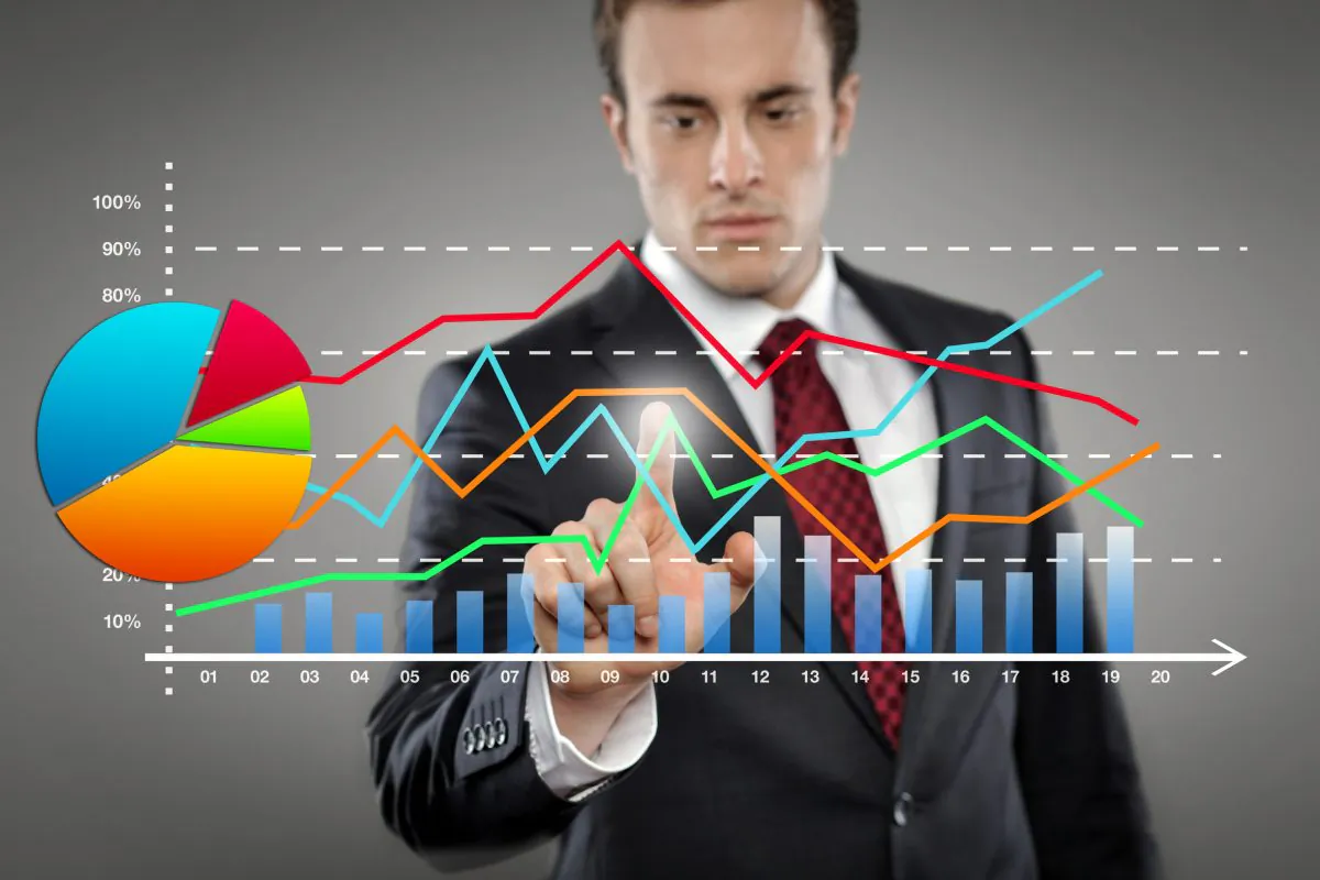 In investing, if you pay attention to the boom-bust pattern, you can avoid repeating the age-old mistake of getting too eager when prices and risk are peaking, and too timid when prices and risk have dropped. (Fotolia)