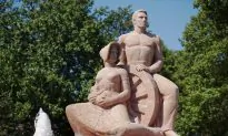 Pioneer History: Six Artistic Tributes (Photo Gallery)