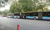 Thousands of Fired Bank Employees Protest in Beijing