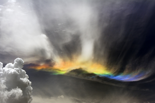 Fire rainbow (Shutterstock*)