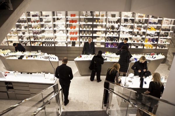 Barneys retail store in East Midtown Manhattan, New York, Nov. 20, 2013. (Samira Bouaou/Epoch Times)