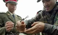 Indian Army Gears up to Deploy 50,000 Troops on China Border