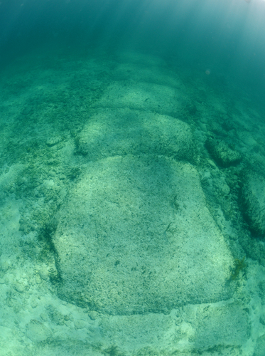 How Was it Made? Prehistoric Underwater Wall Divides Scientists