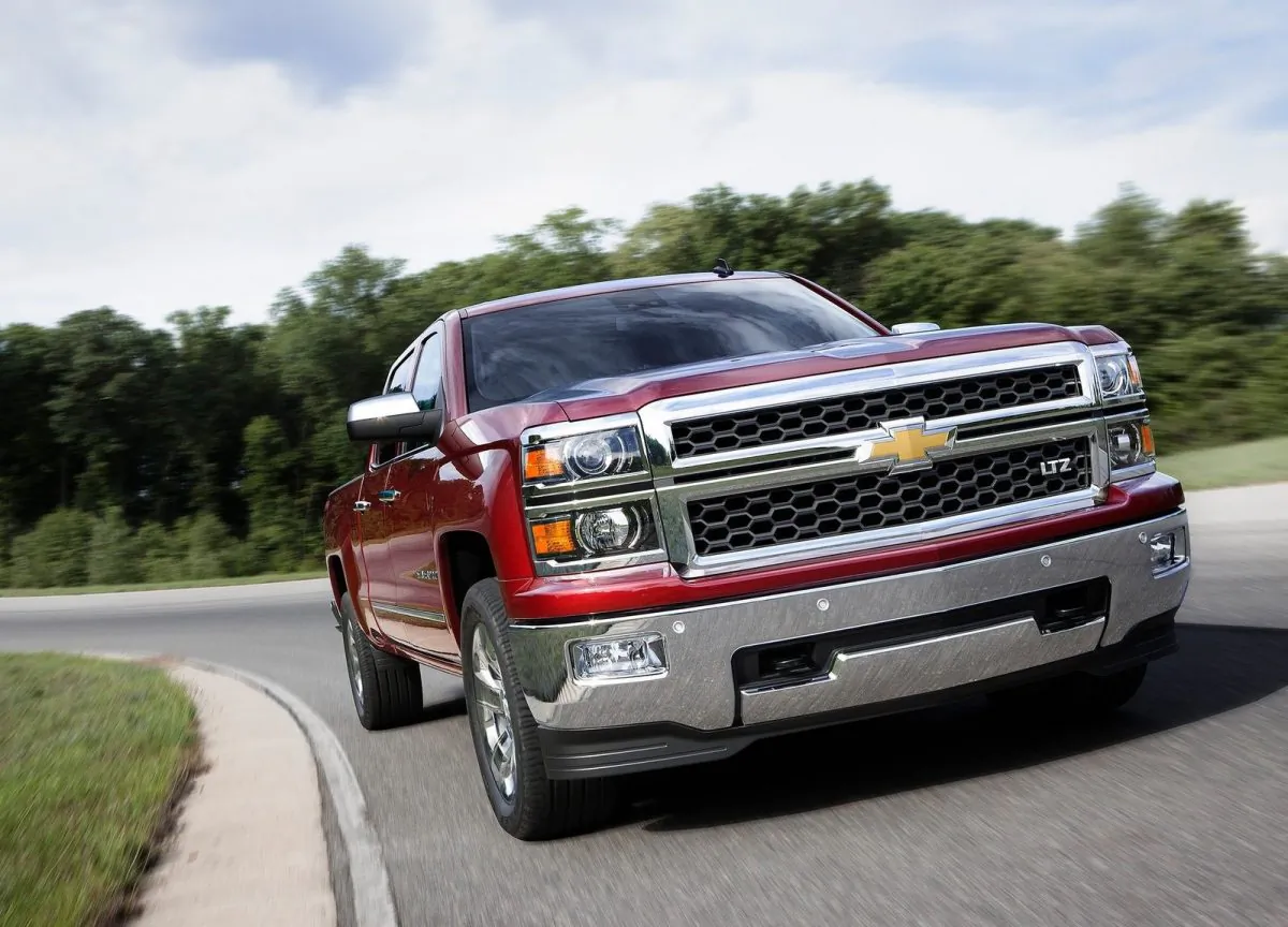 2014 Chevrolet Silverado (Courtesy of NetCarShow.com)