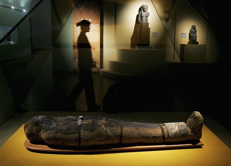 A mummy of ancient Egypt is displayed during the exhibition "Treasures of the World's Cultures: The British Museum After 250 Years" in the Capital Museum on March 15, 2006, in Beijing, China. According to scientific findings, ancient Egyptians may have had contact with the Americas as early as 1,000 B.C. (China Photos/Getty Images) 

