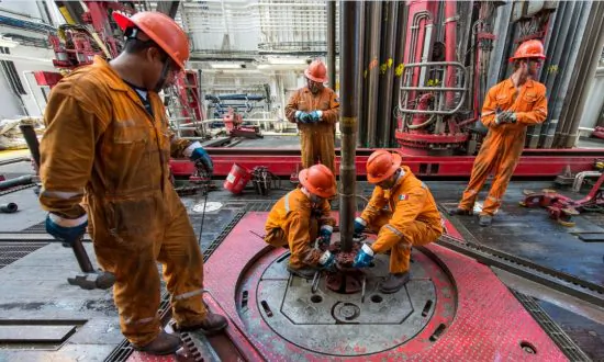Pemex Oil Refinery Still Operating After Explosions: Source