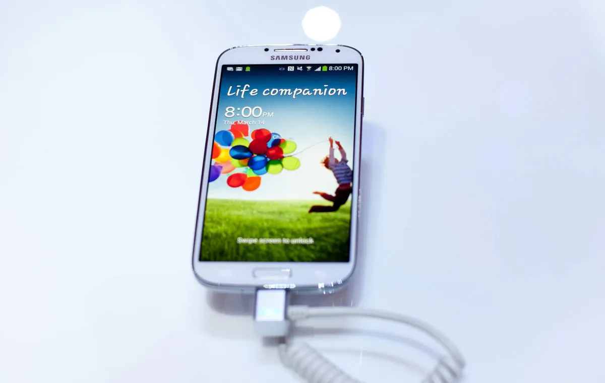 The Samsung Galaxy S4 on display March 14, 2013 in New York City. (Allison Joyce/Getty Images)