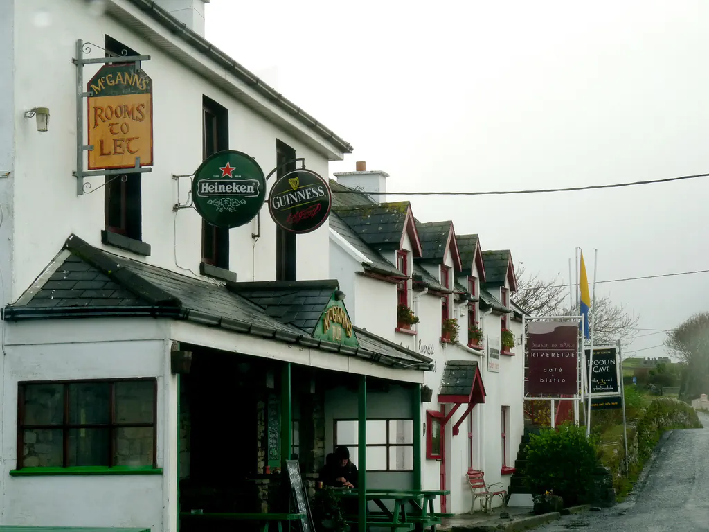 Small Irish village (photo credit: Irish Jaunt)
