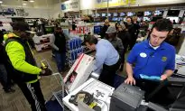 Wells Fargo, Chase, Bank of America, Citibank Hours: Banks Open on Christmas Eve?