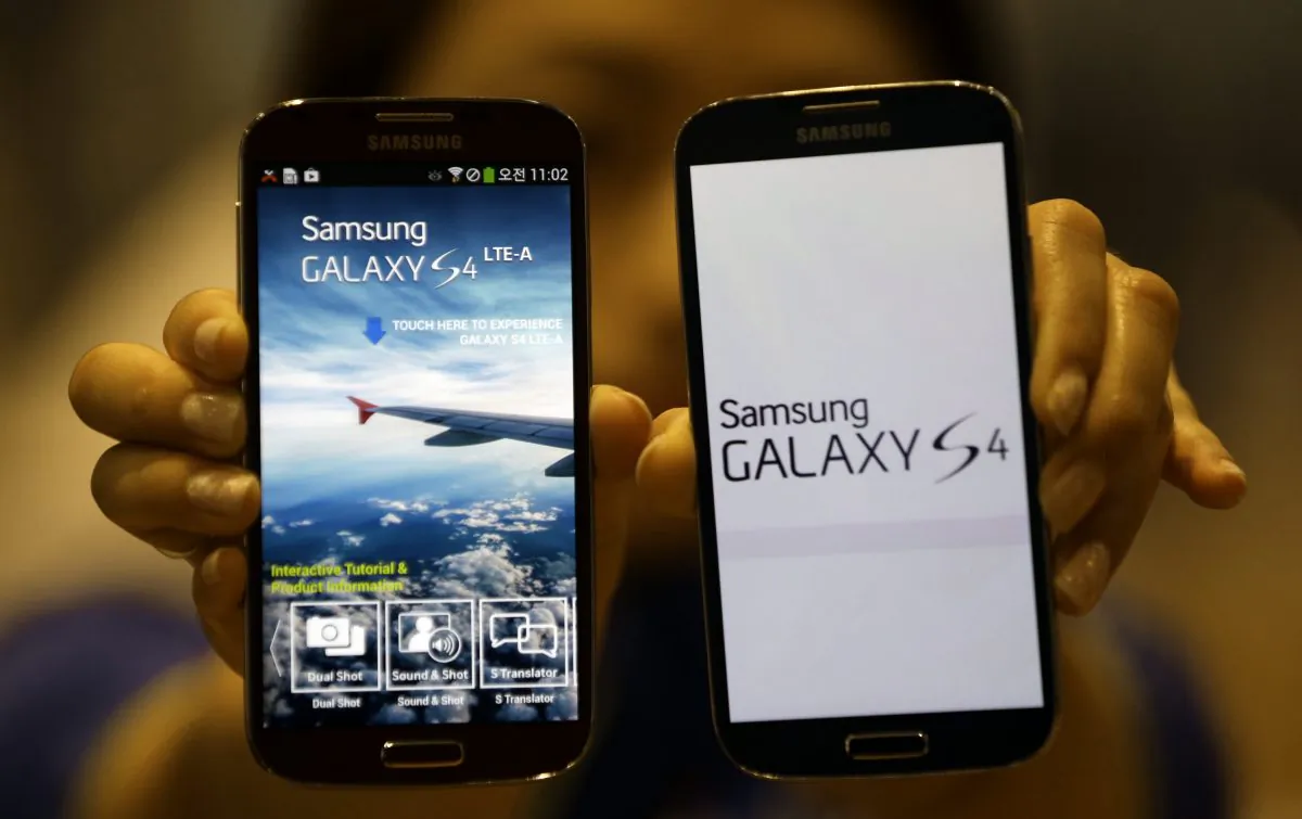 Galaxy S4. (AP Photo/Lee Jin-man)