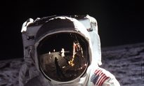 3 NASA Astronauts Who May Have Seen UFOs