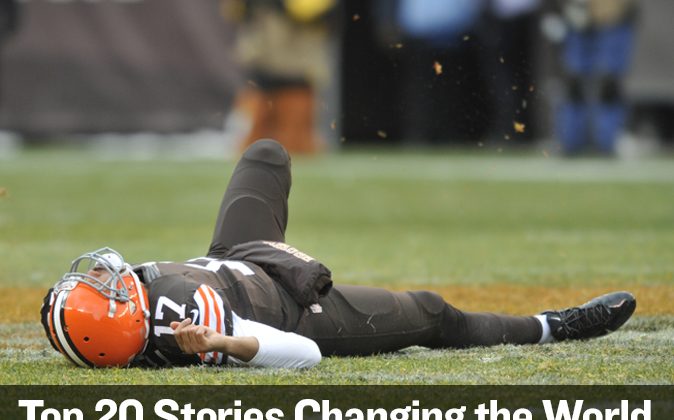 Cleveland Browns quarterback Jason Campbell lies near midfield after suffering a concussion in the third quarter against the Pittsburgh Steelers on Nov. 24. (David Richard/AP)
