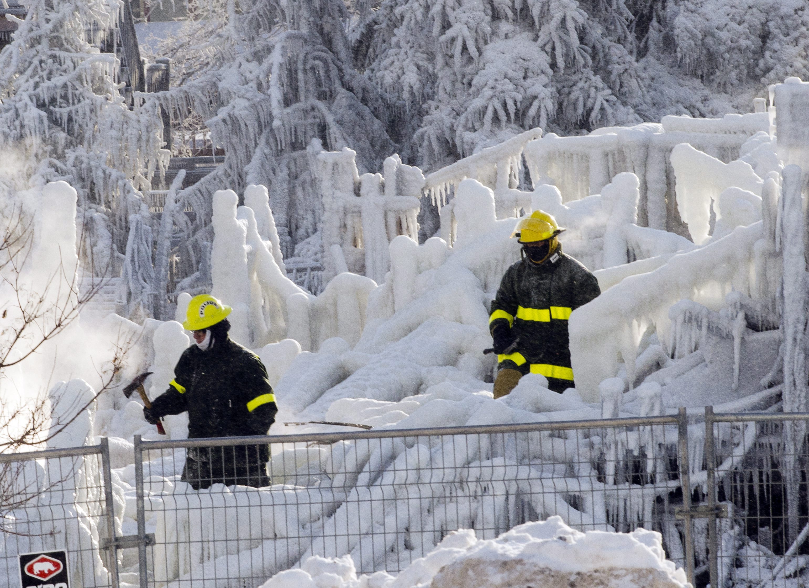 Fire in Quebec Suburb Engulfs Apartment Building Leaving Woman in Critical Condition - Vimarsana News