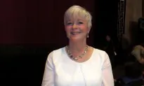 Insurance Underwriter Finds Harmonious Beauty in Shen Yun