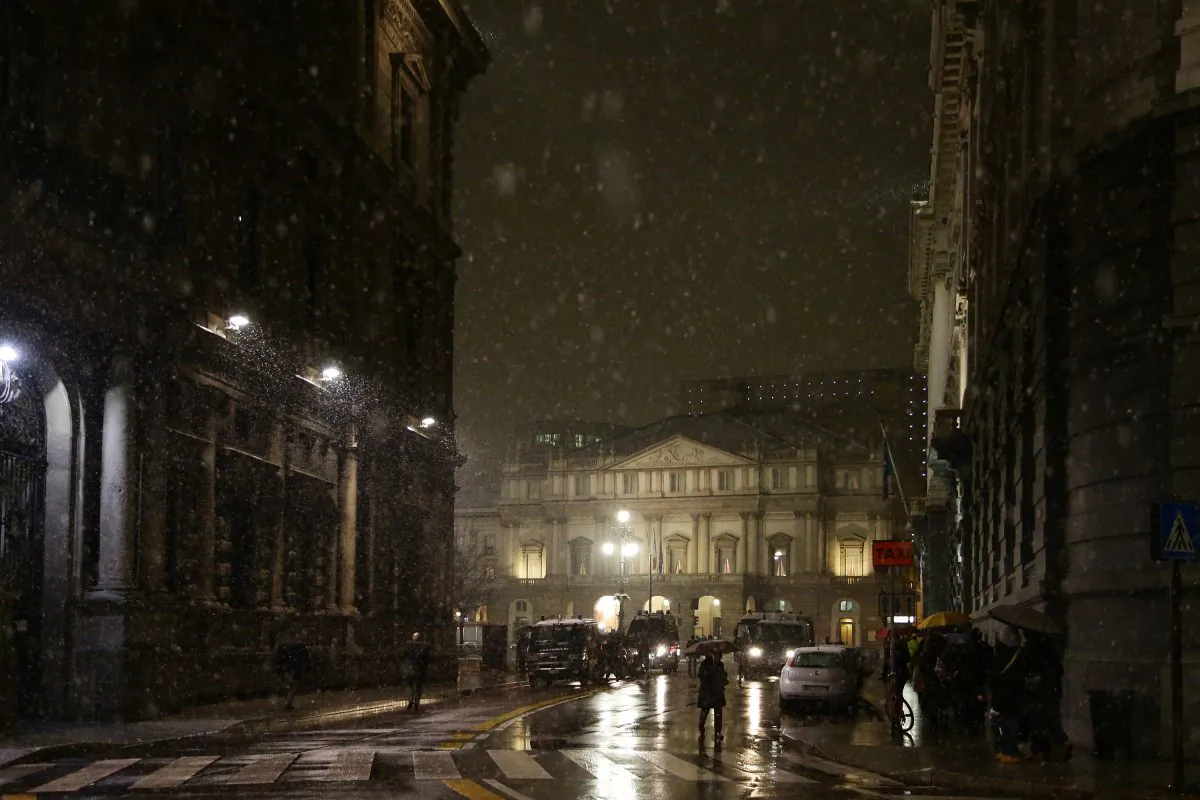 A general view of the Teatro alla Scala Piazza in Milan, Italy, on Dec. 7, 2012. (Vittorio Zunino Celotto/Getty Images)