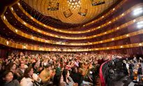 Singer Says Shen Yun Is ‘Out of My Realm of Experience’