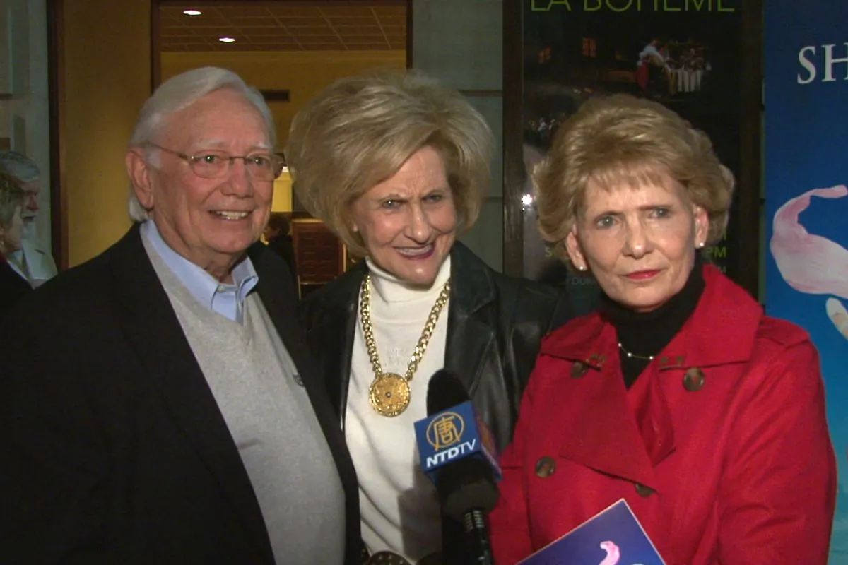 Haywood Corbett, a construction business owner, with his wife Myrtle, a retired banker, and his sister, June Thames. (Courtesy of NTD Television) 