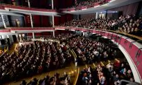 Real-Life Fairy Godmother Lauds Shen Yun