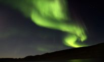Aurora Borealis Alert: Northern Lights Expected April 1-2, How to Take Great Photos