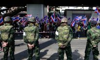 With No Compromise in Sight, Thai Military Warns of Intervention