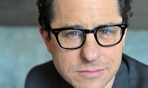 Back to the 80s in an Attempt to Recapture Sci-fi of Pre-digital Era