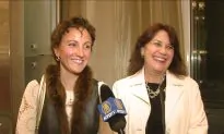Singer Laura Reed: Shen Yun Sopranos Amazing