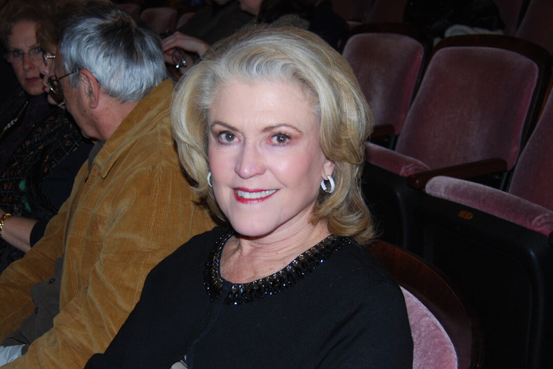 Ms. Barbara Gieser enjoys Shen Yun Performing Arts at the Bass Performance Hall in Fort Worth, on Jan. 6. (Catherine Yang/Epoch Times)