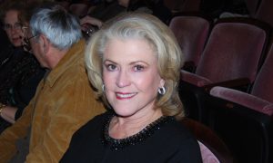 Retired EVP: Shen Yun Opens Your Imagination